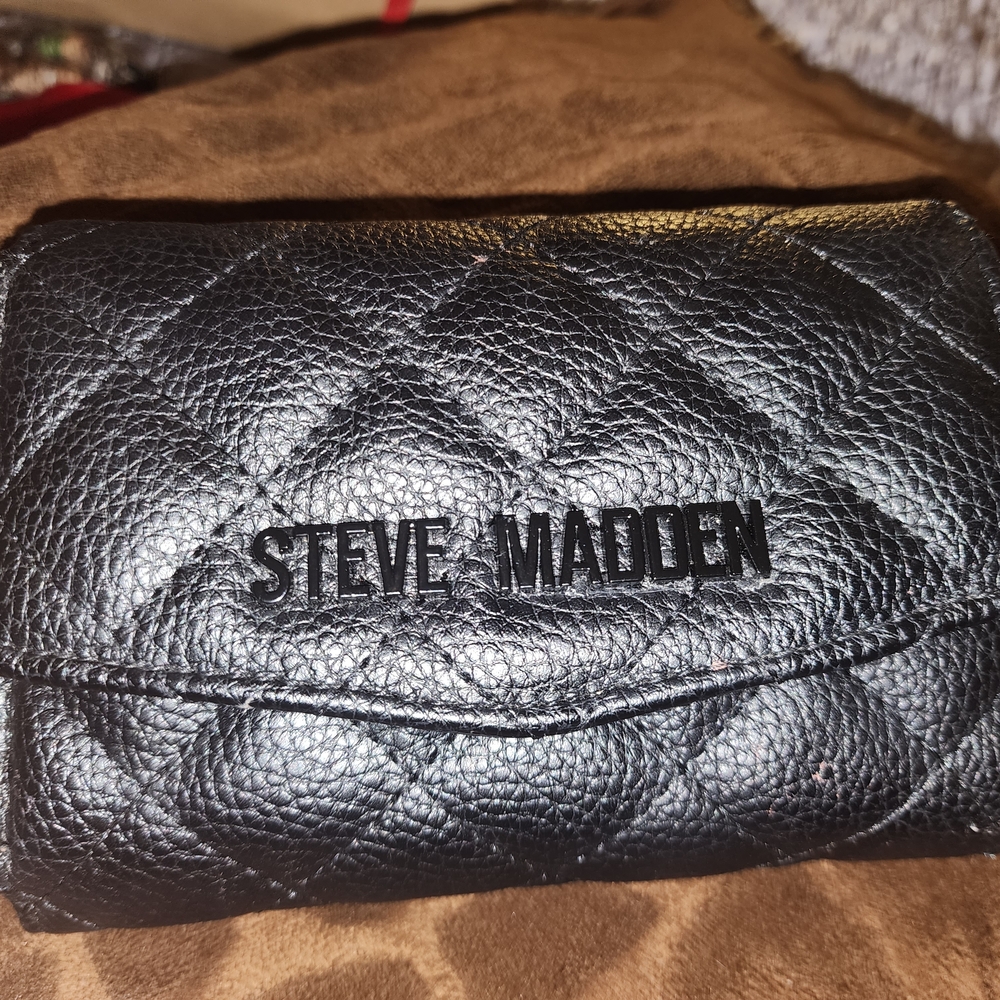 Steve Madden Black Quilted Leather Cardholder Wallet